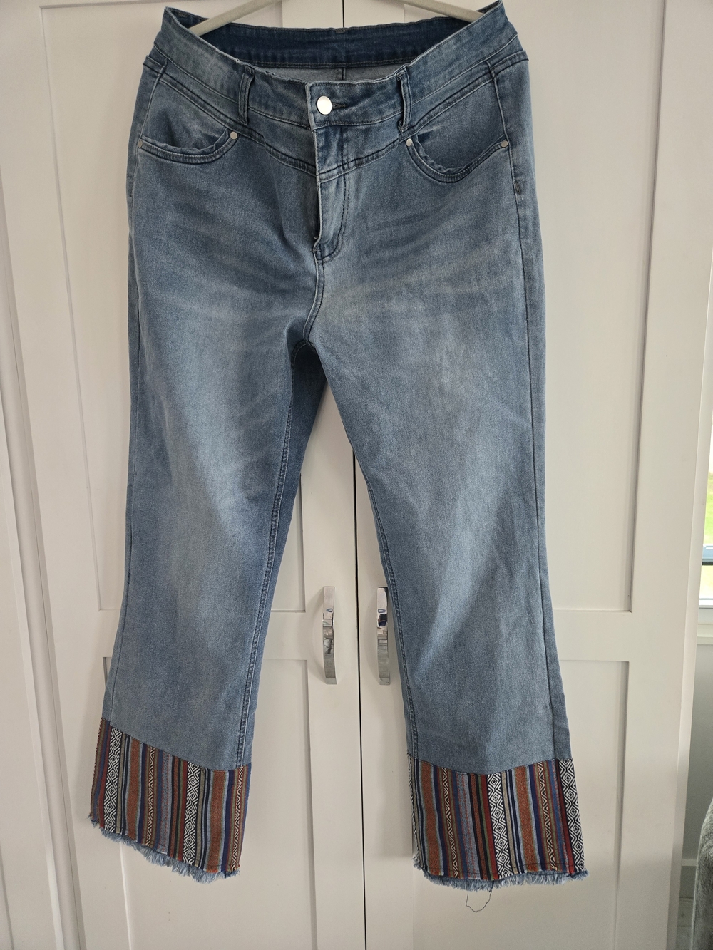 Vintage-Inspired Light Blue Women’s Jeans with Patterned Hem - Never Worn